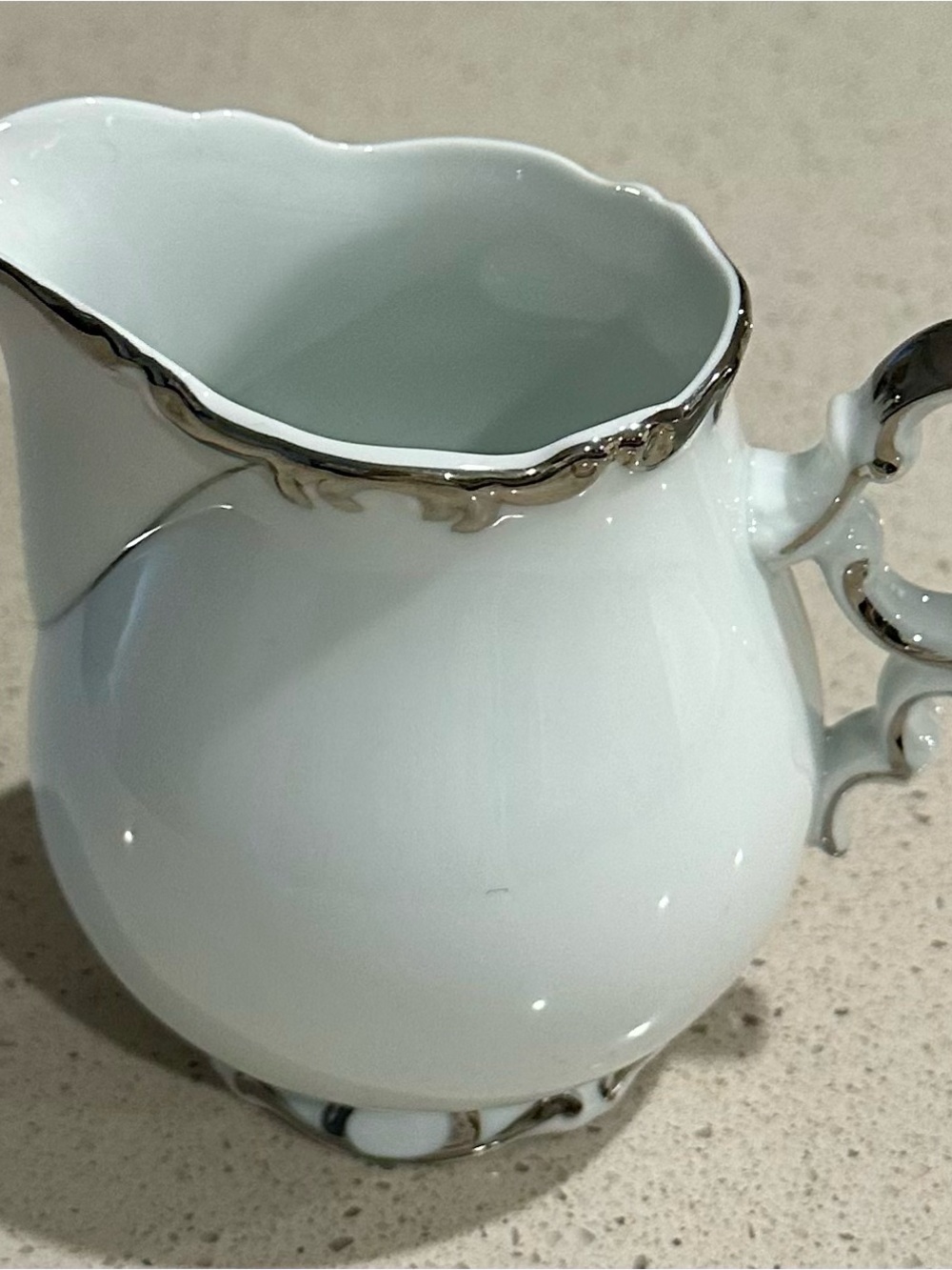 Mikasa White Porcelain Creamer And Lidded Sugar Bowl Set with Silver Trim